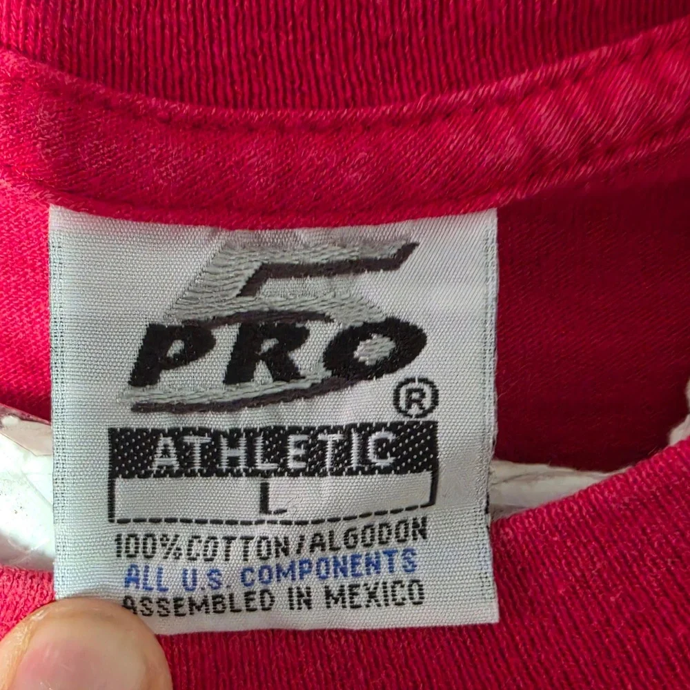 Pro Athletic The Good Die Young Graphic T-Shirt Red Mens Large Vintage Cotton